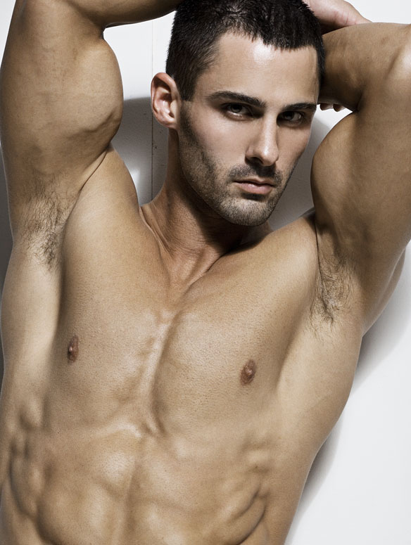 http://www.weloveguys.net/wp-content/gallery/derek-richardson/Derek_Richardson-male-model13.jpg