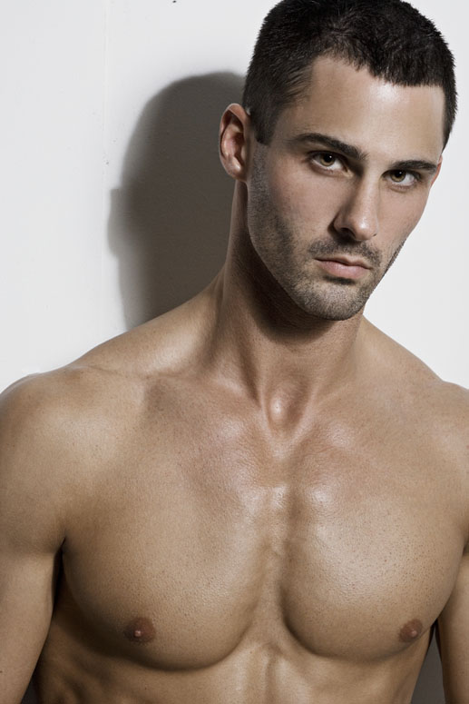 http://www.weloveguys.net/wp-content/gallery/derek-richardson/Derek_Richardson-male-model14.jpg